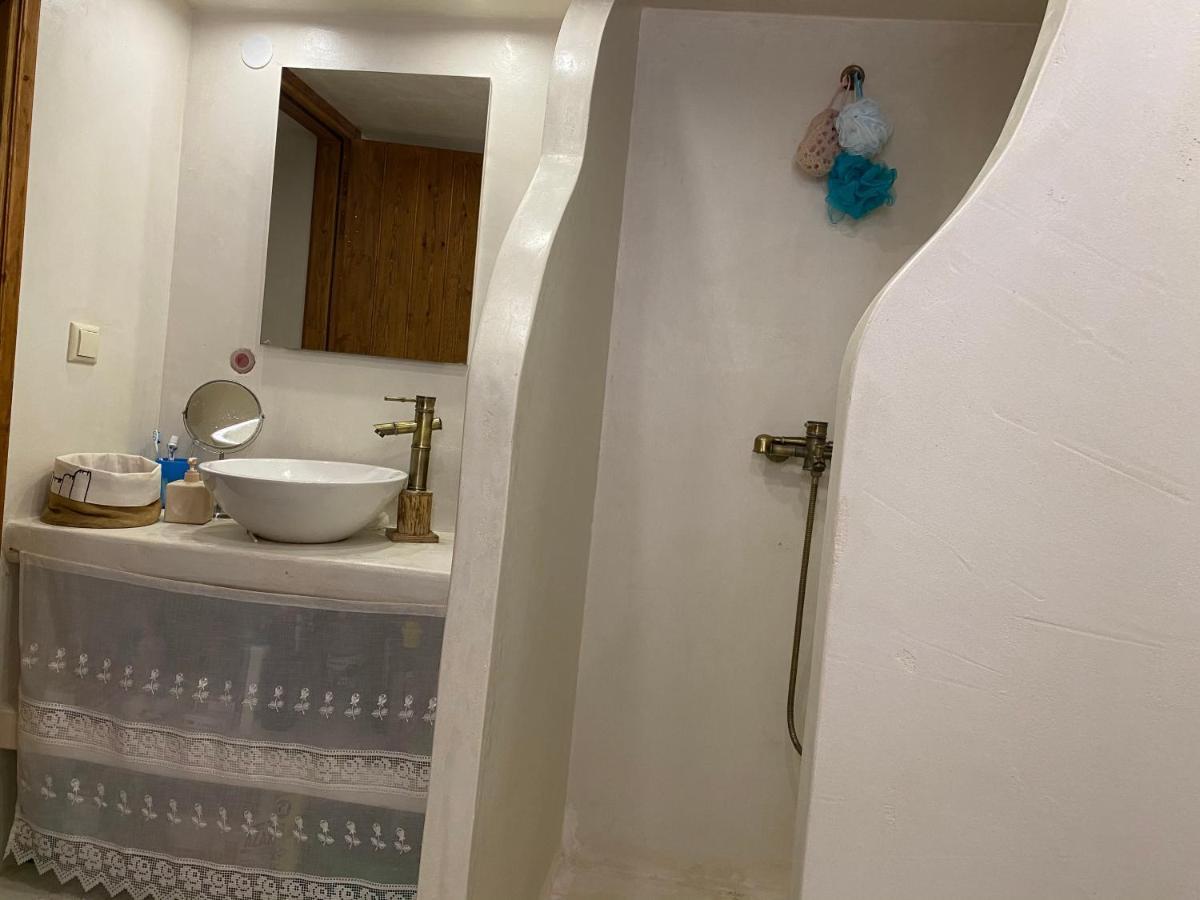 Molyvos Boutique House Apartment มิธิมนา ภายนอก รูปภาพ